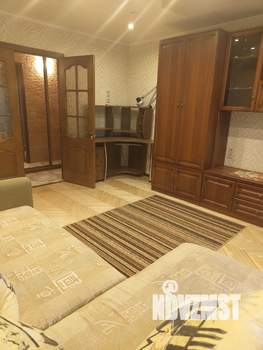 2-к квартира, вторичка, 50м2, 1/9 этаж