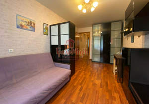 2-к квартира, вторичка, 49м2, 1/5 этаж