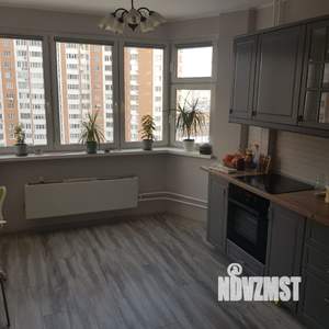 2-к квартира, вторичка, 64м2, 9/17 этаж