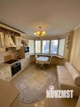 3-к квартира, вторичка, 74м2, 10/17 этаж