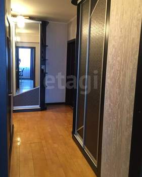 3-к квартира, вторичка, 70м2, 8/21 этаж