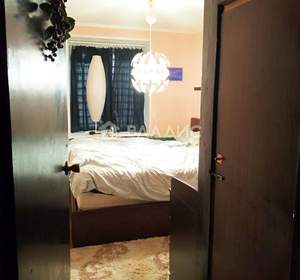 2-к квартира, вторичка, 42м2, 1/5 этаж