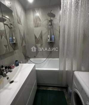 2-к квартира, вторичка, 60м2, 5/17 этаж