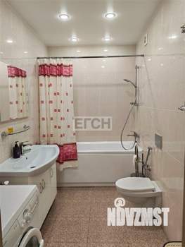 2-к квартира, вторичка, 65м2, 8/17 этаж