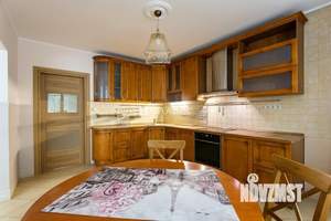 3-к квартира, вторичка, 105м2, 2/9 этаж