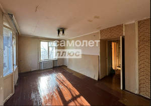 2-к квартира, вторичка, 42м2, 1/5 этаж