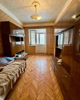 2-к квартира, вторичка, 63м2, 3/3 этаж