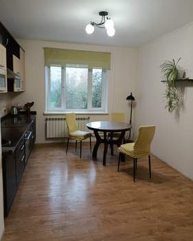 3-к квартира, вторичка, 104м2, 3/13 этаж