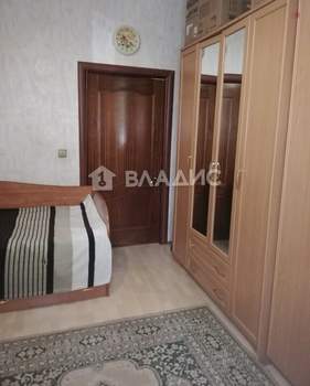 3-к квартира, вторичка, 77м2, 1/3 этаж