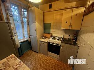 2-к квартира, вторичка, 42м2, 1/5 этаж