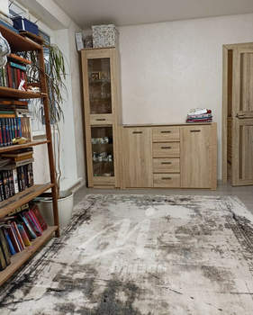 4-к квартира, вторичка, 60м2, 1/5 этаж