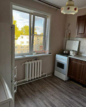4-к квартира, вторичка, 60м2, 5/5 этаж