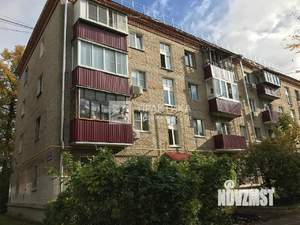 2-к квартира, вторичка, 44м2, 1/4 этаж