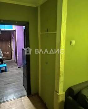 2-к квартира, вторичка, 42м2, 1/5 этаж