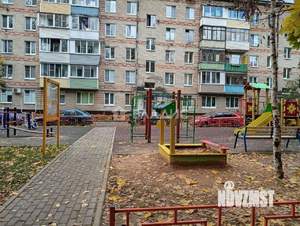2-к квартира, вторичка, 42м2, 1/5 этаж