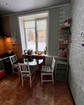 2-к квартира, вторичка, 50м2, 1/2 этаж