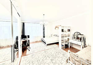 3-к квартира, вторичка, 111м2, 1/7 этаж