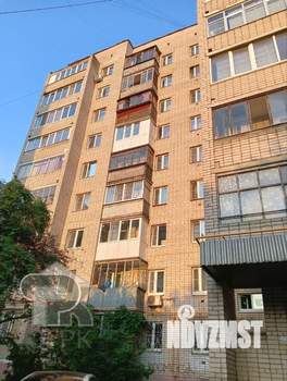 2-к квартира, вторичка, 42м2, 1/9 этаж
