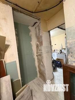 2-к квартира, вторичка, 39м2, 1/5 этаж