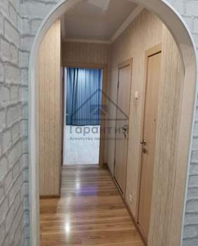 2-к квартира, вторичка, 52м2, 1/12 этаж