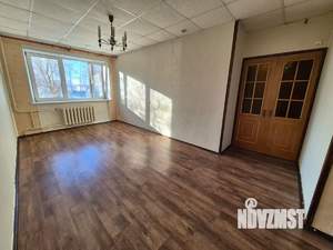 3-к квартира, вторичка, 58м2, 1/5 этаж