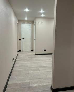 3-к квартира, вторичка, 56м2, 1/4 этаж