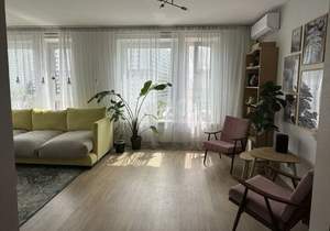 2-к квартира, вторичка, 58м2, 6/17 этаж