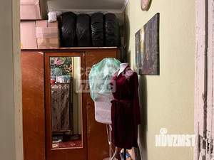 2-к квартира, вторичка, 42м2, 1/4 этаж