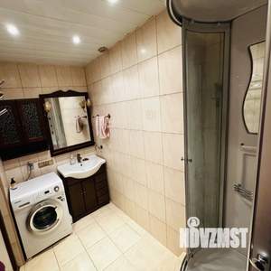 2-к квартира, вторичка, 70м2, 3/10 этаж