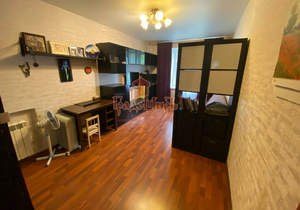 2-к квартира, вторичка, 49м2, 1/5 этаж